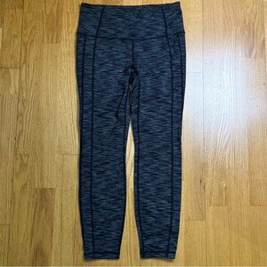 Athleta Heathered Black Gray Crop Leggings S EUC Yoga Gym Training Fitness